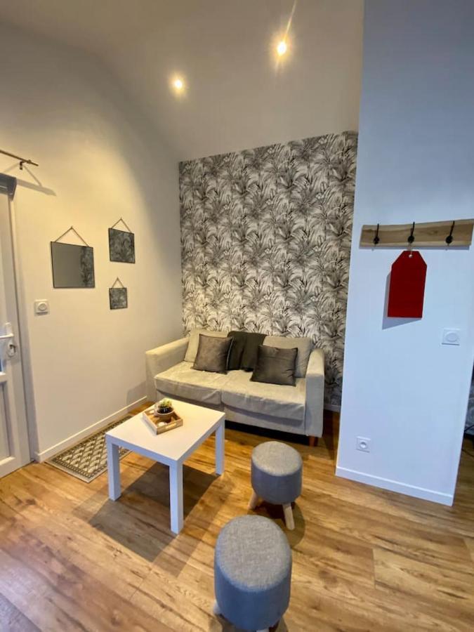 Le Petit Beauregard Apartment Le Fenouiller Екстериор снимка